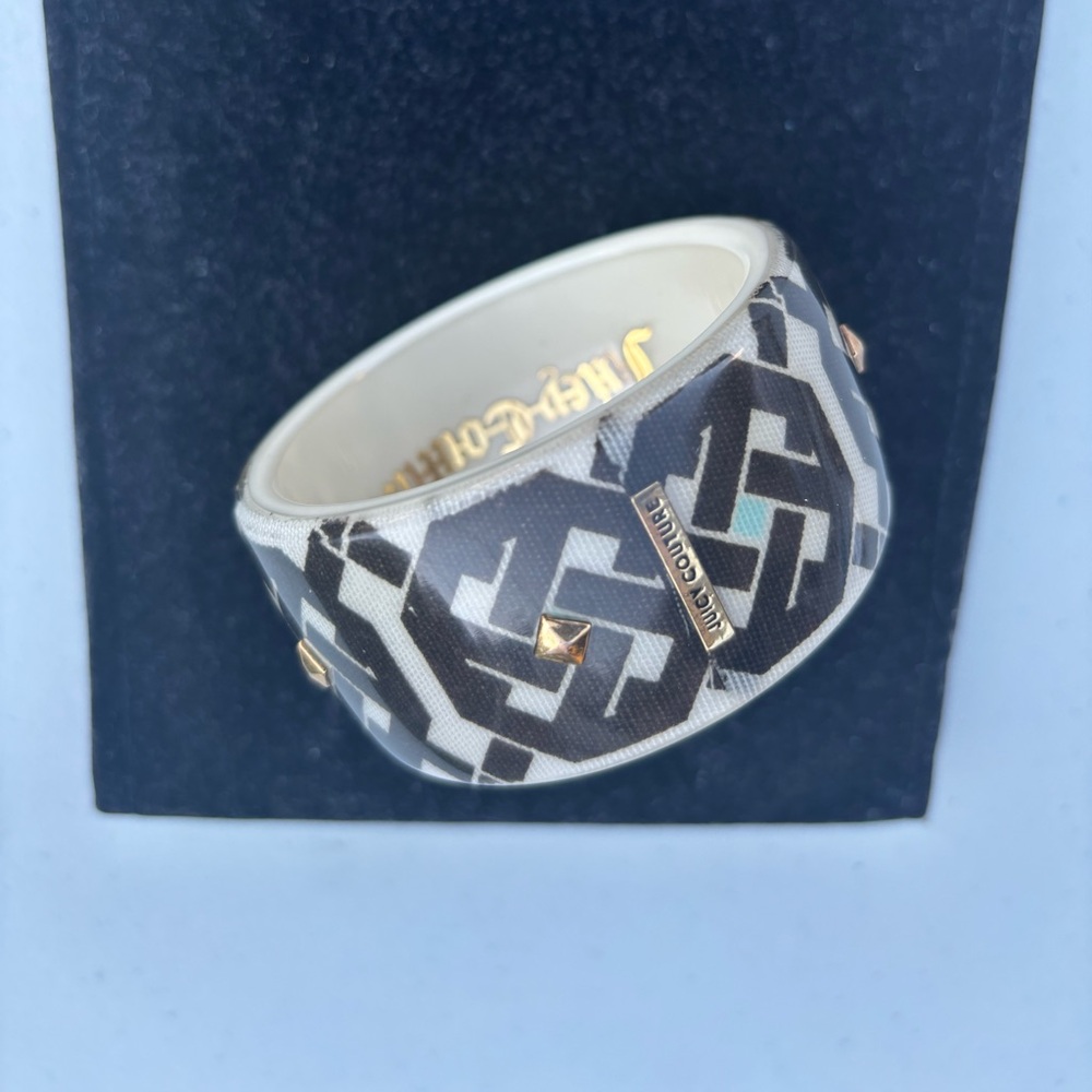 By JUICY COUTURE Luxury Designer DARK BROWN and White Bangle